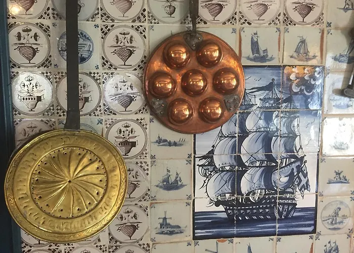 מלון Ual Oeoemrang Wiartshues *